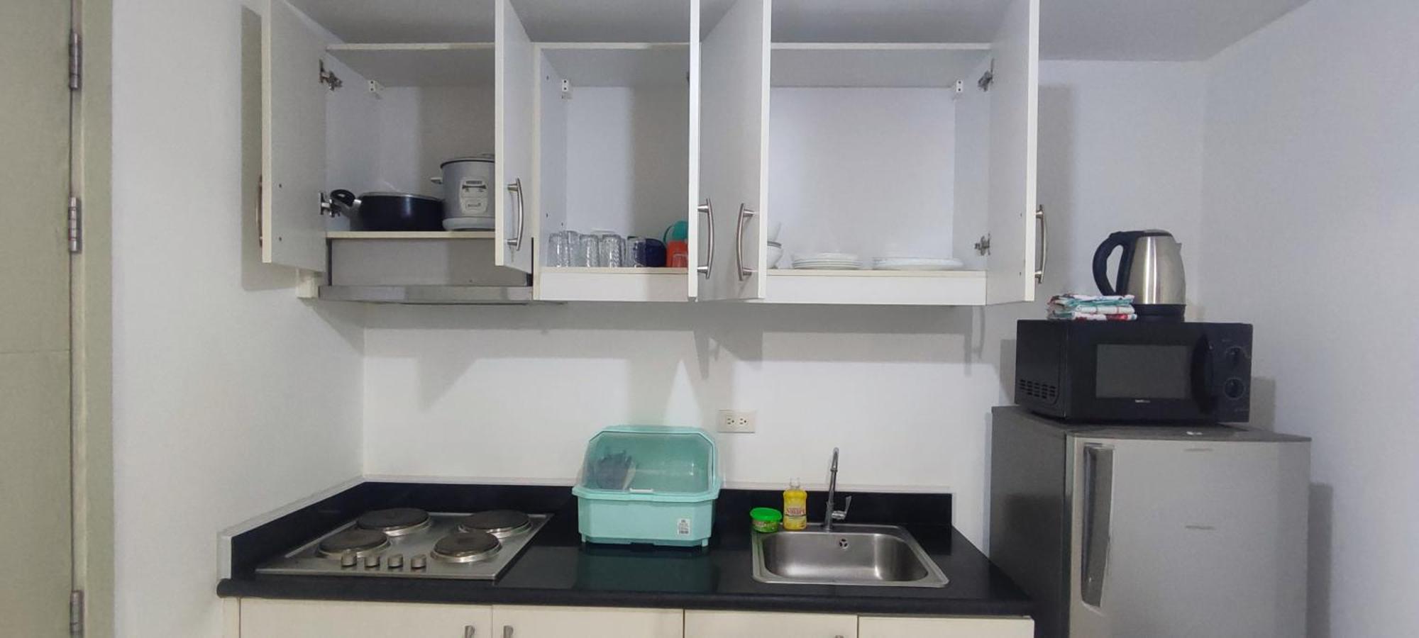 Linda'S Condo Манила Номер фото