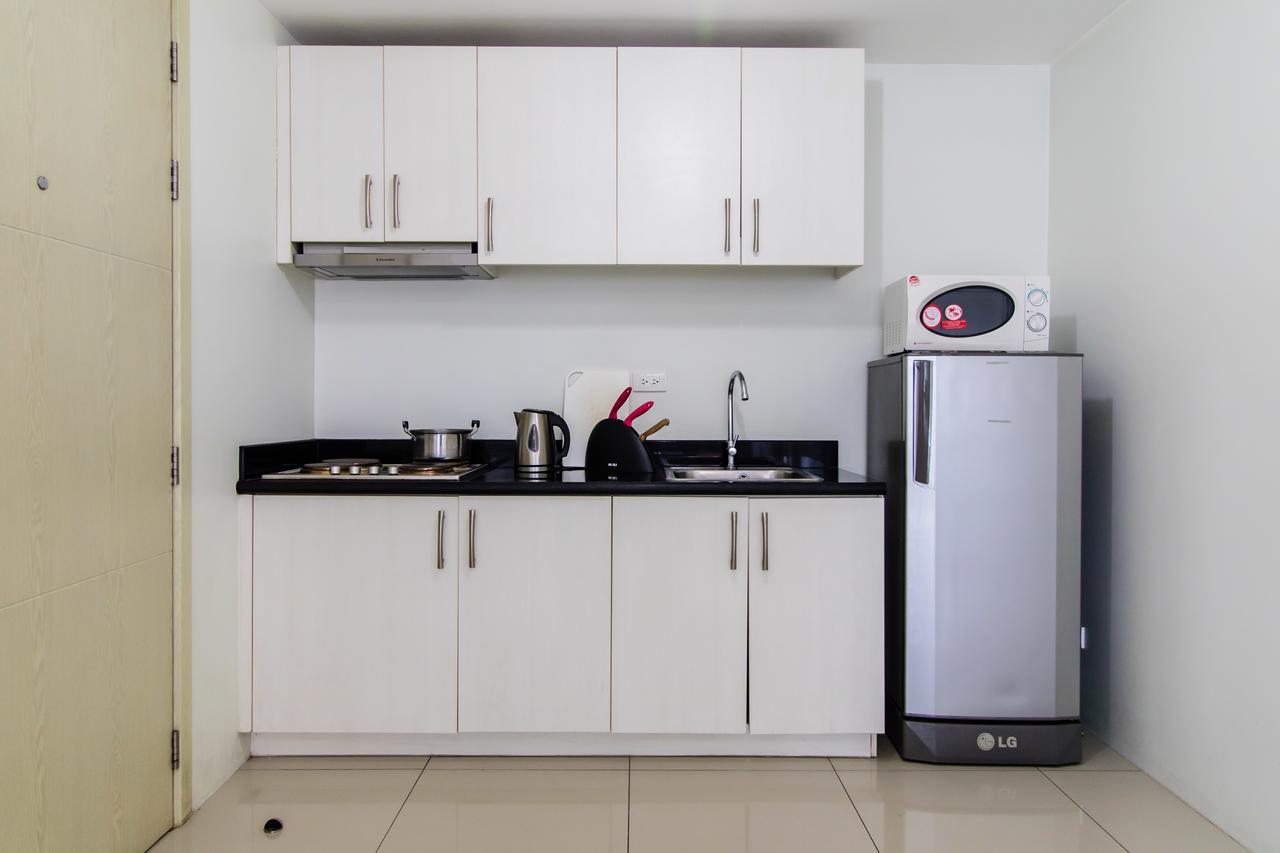 Linda'S Condo Манила Экстерьер фото
