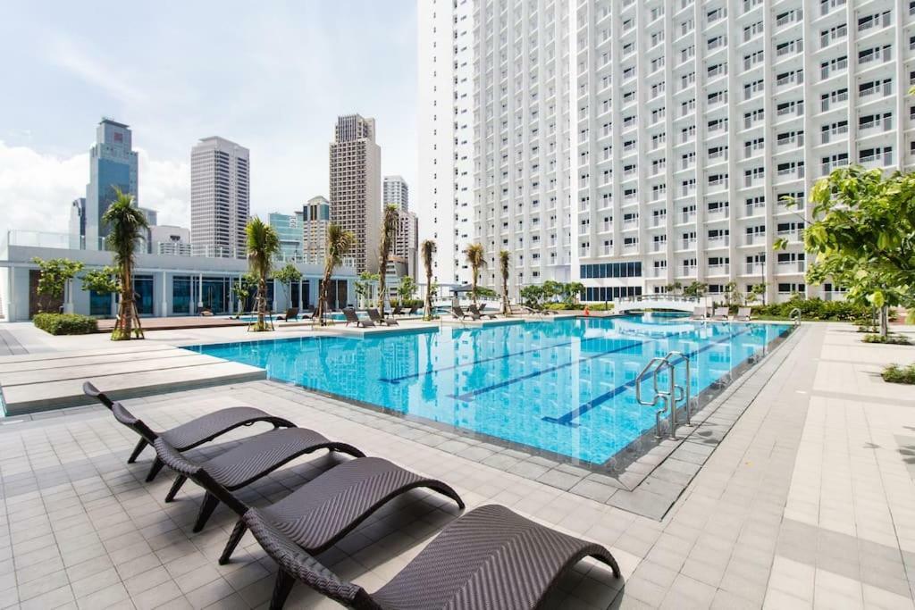 Linda'S Condo Манила Экстерьер фото